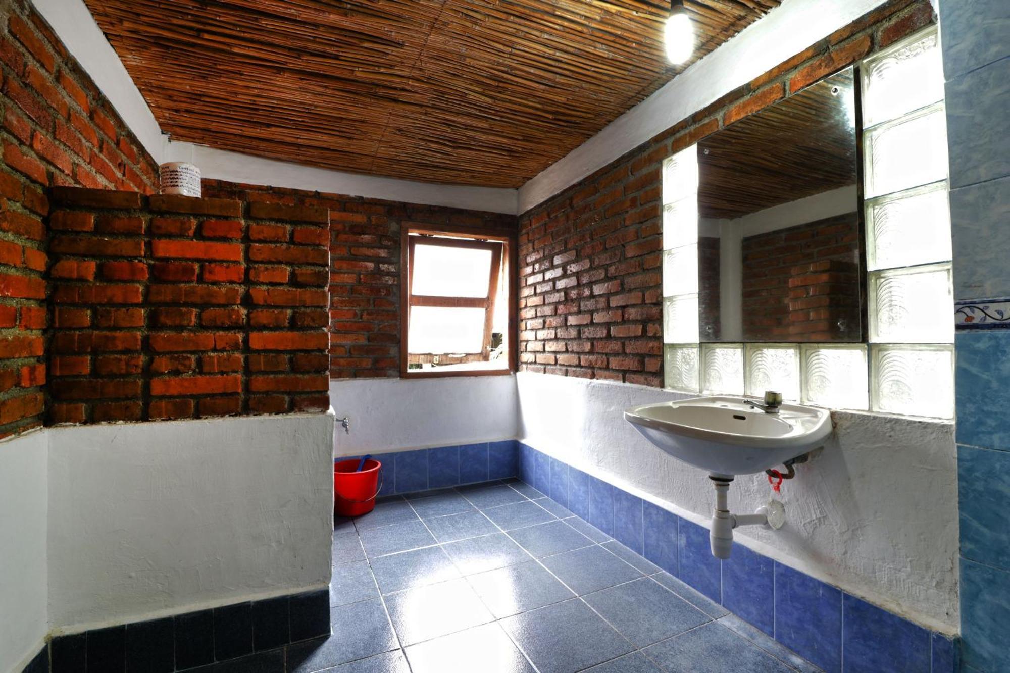 Bagus Bay Homestay Tuk Tuk Exterior photo