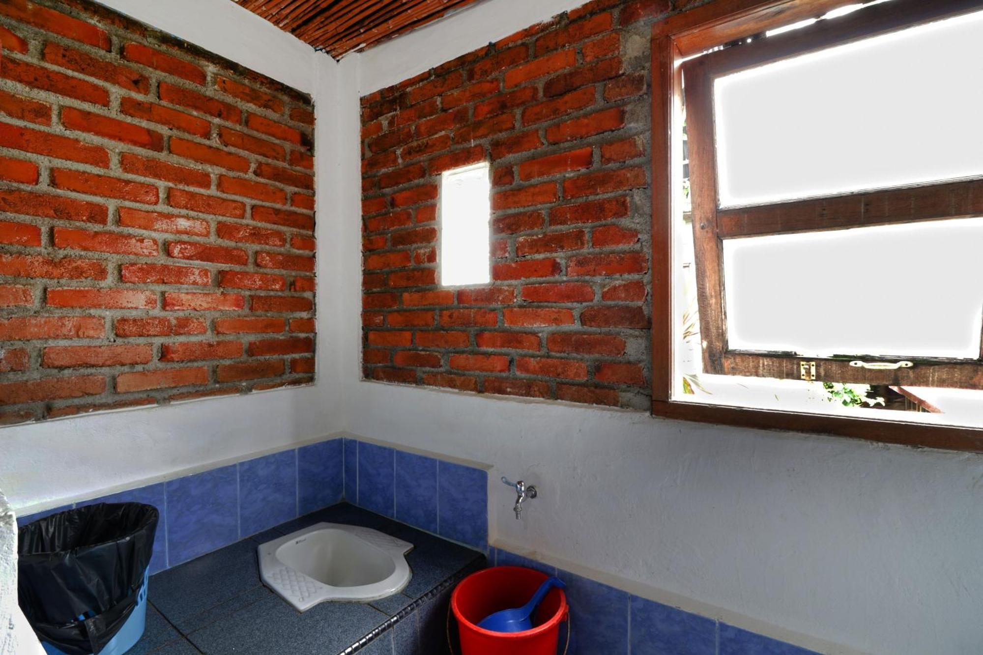 Bagus Bay Homestay Tuk Tuk Exterior photo