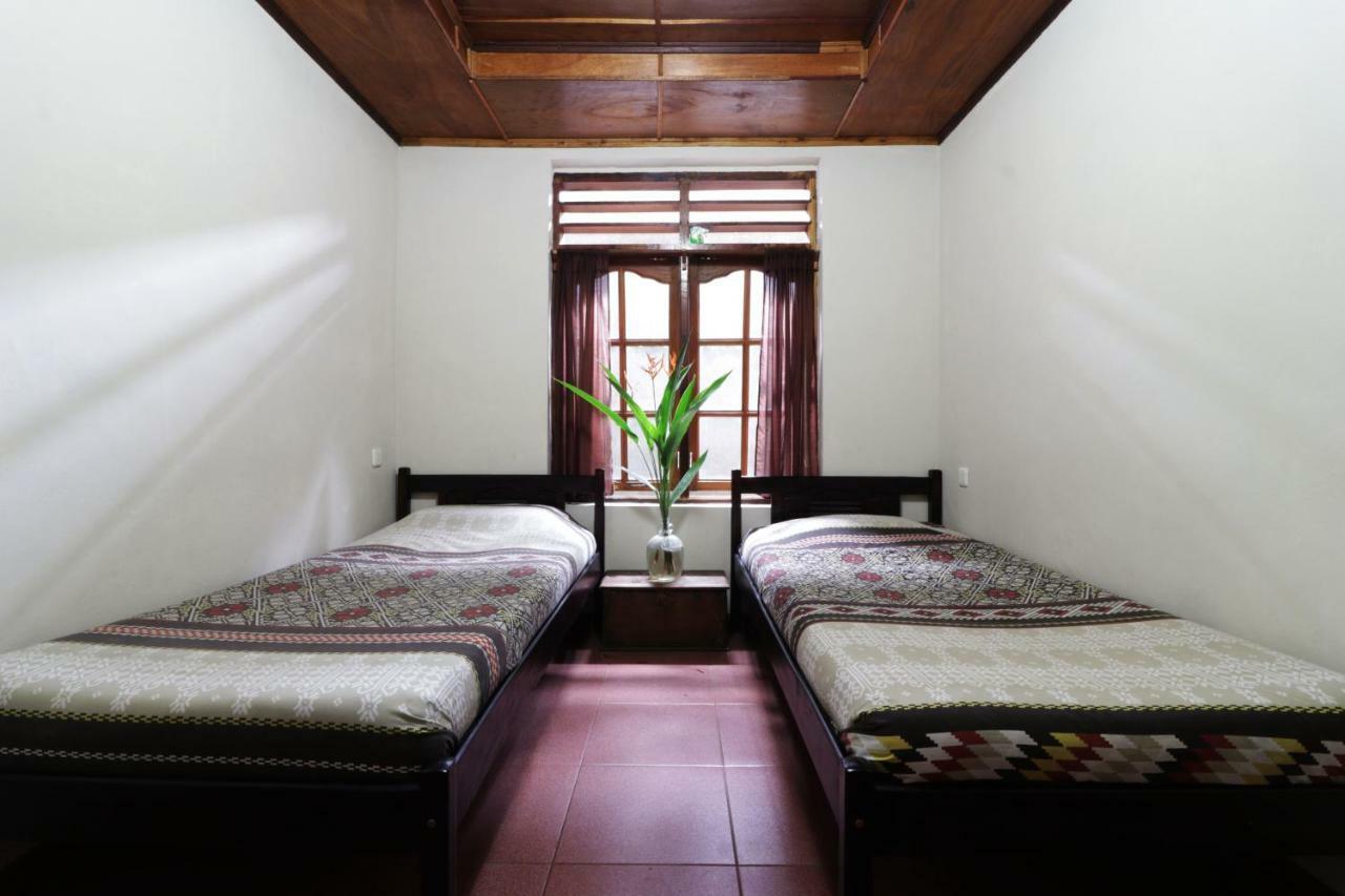 Bagus Bay Homestay Tuk Tuk Exterior photo