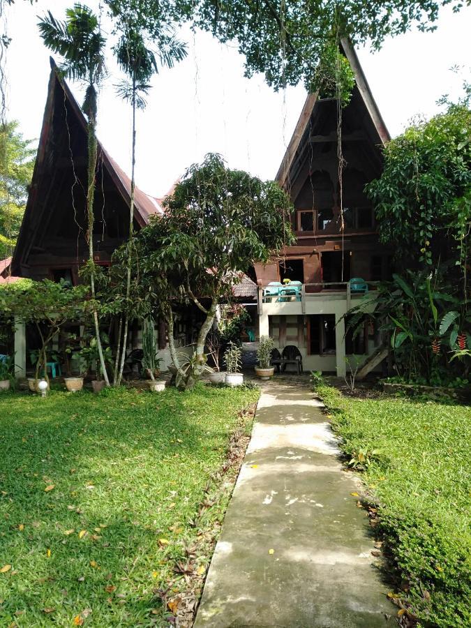 Bagus Bay Homestay Tuk Tuk Exterior photo