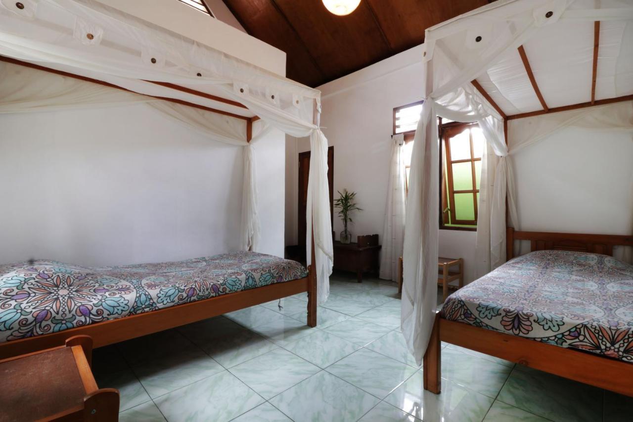 Bagus Bay Homestay Tuk Tuk Exterior photo